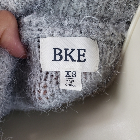 BKE Grey Quarter Zip Mock Neck Eyelash Sweater size Xtra Small - Picture 3 of 9